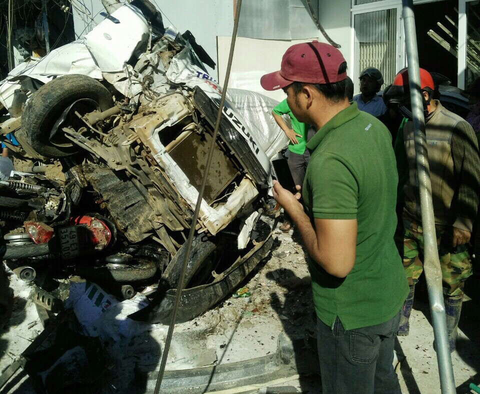 Hiện trường vụ tai nạn liên hoàn khiến 6 người thiệt mạng